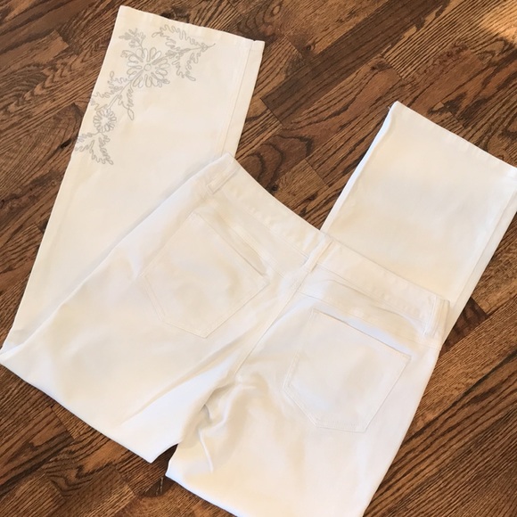 Ann Taylor LOFT Flare Jeans - Picture 2 of 12